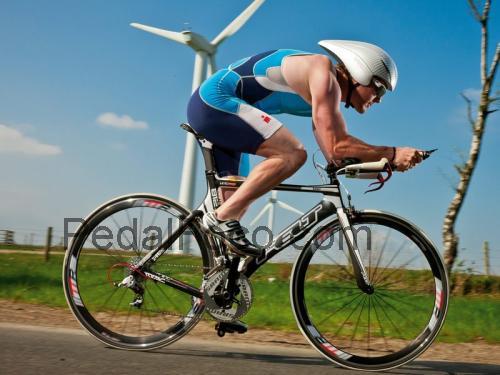 Felt B12 ficha tecnica